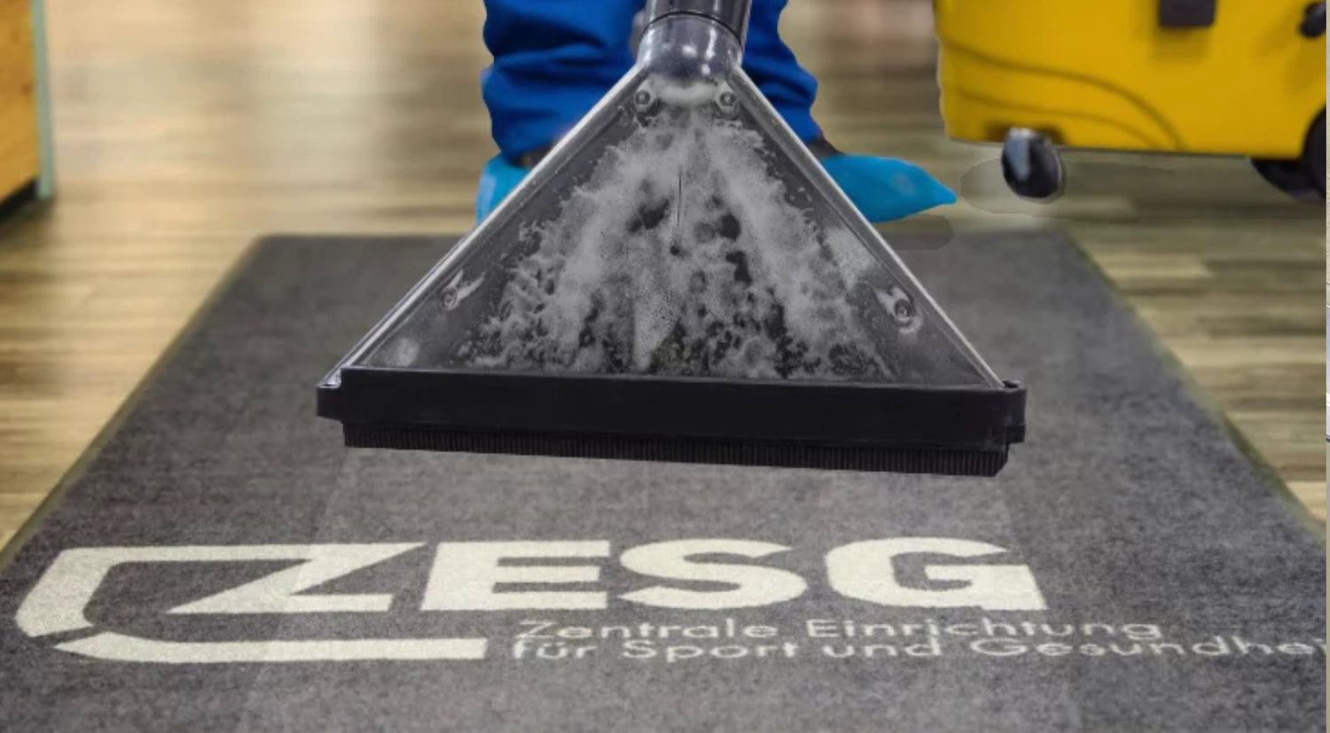 Reinigung und Pflege von Schmutzfangmatten