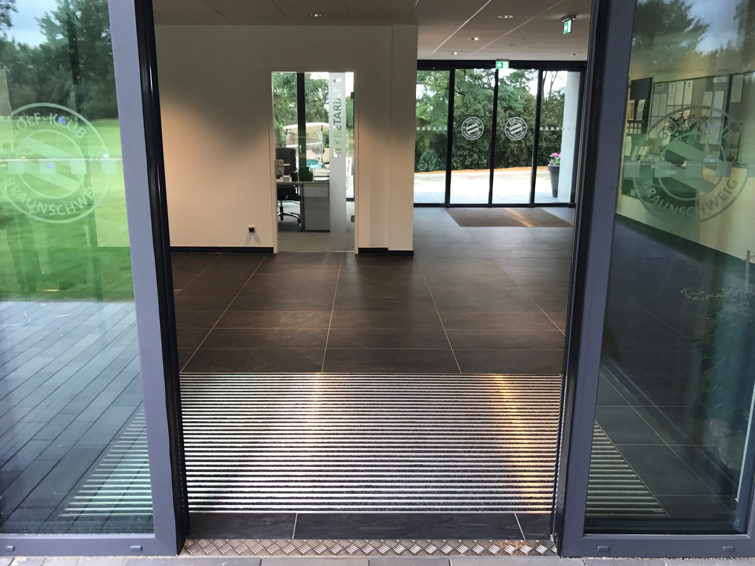 Eingangsmattensystem im Innenbereich des Braunschweiger Golfclub