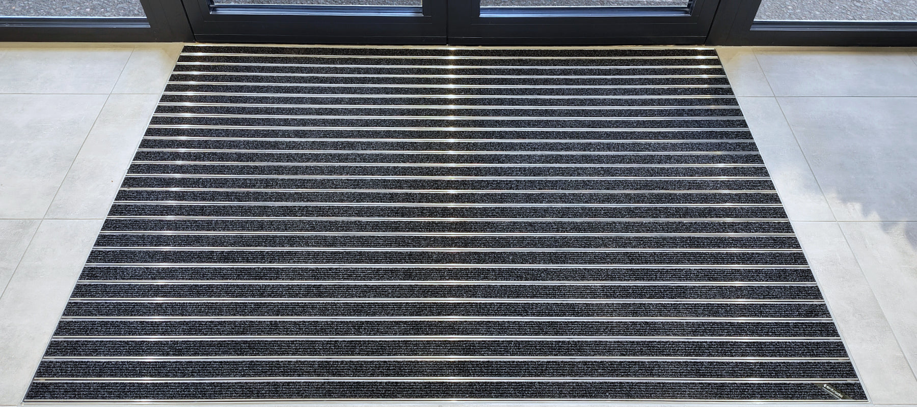 Eingangsmatte zum Einbau in Fliesen
