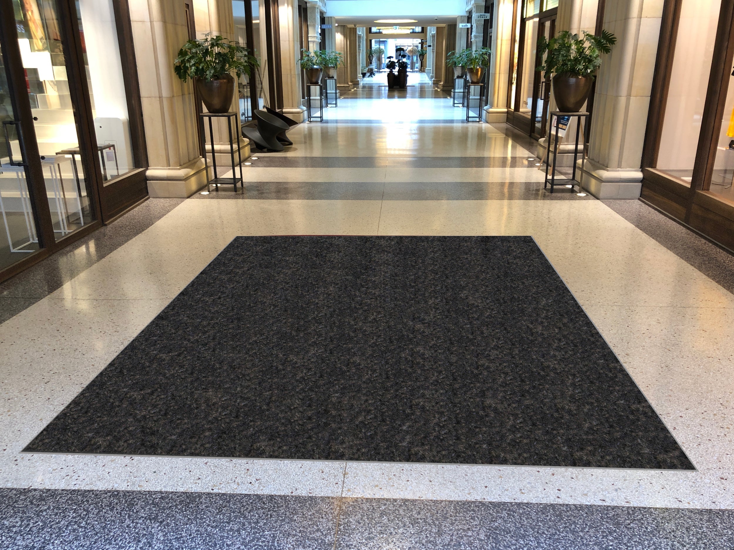 Sauberlaufbahn im Eingangsbereich eines Hotels