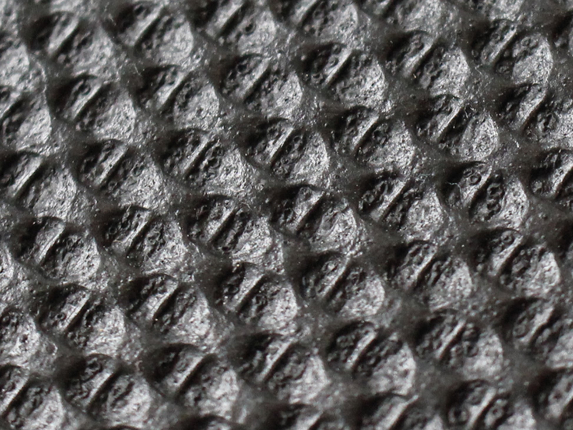 Nahaufnahme der strukturierten Gummioberfläche der Arbeitsplatzmatte Ergo Air