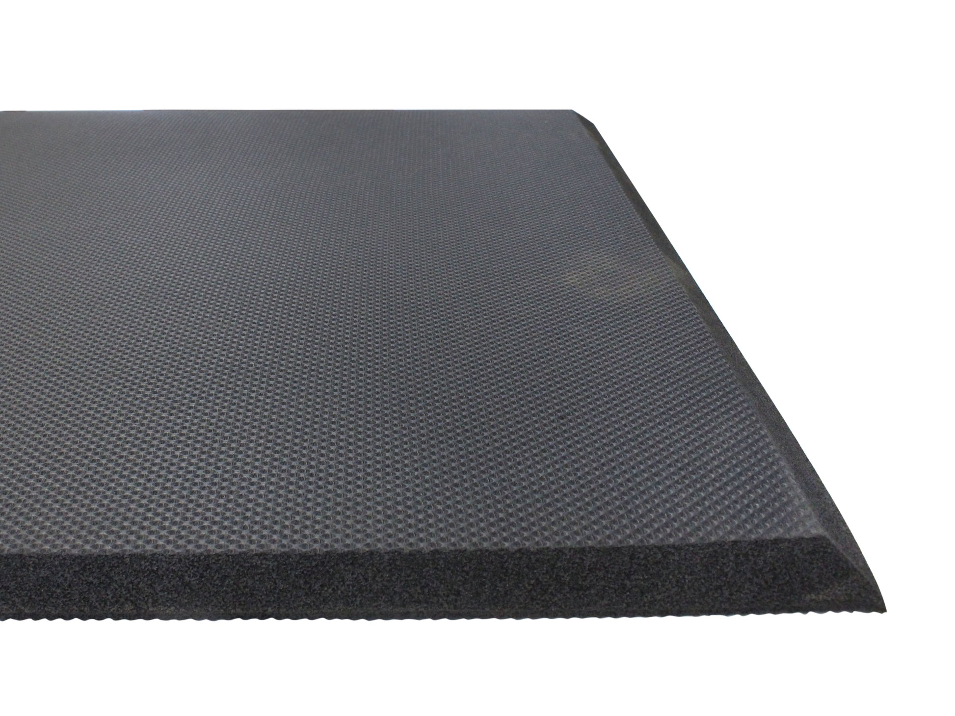 Arbeitsplatzmatte mit strukturierter Gummioberfläche auf weißem Hintergrund