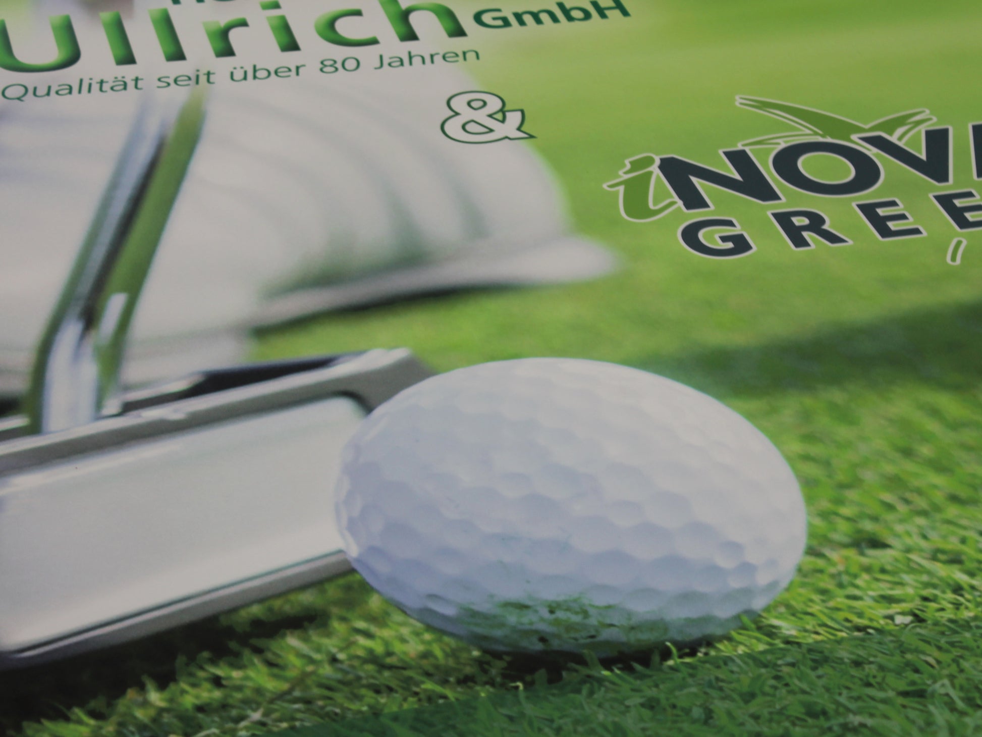 Nahaufnahme der Oberfläche des Bodenbelags Promobase mit fotorealistischer Bedruckung