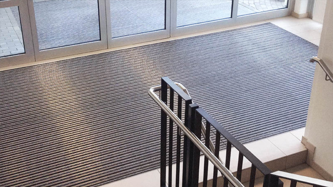 EIngangsmatte mit Recycle-Garn im Eingangsbereich