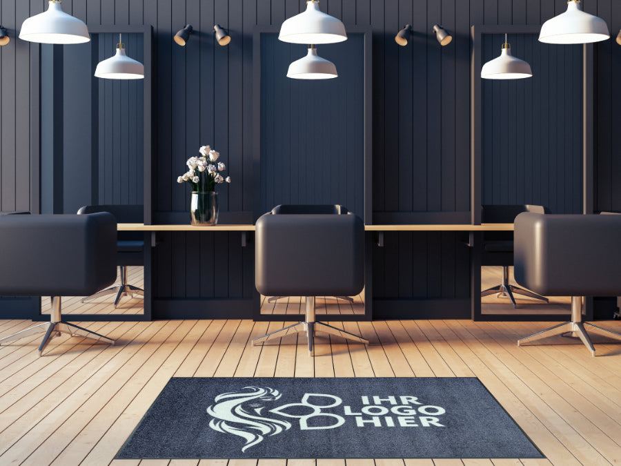 Werbematte mit Logodruck in einem Frisörsalon
