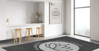 bedruckte Fußmatte mit Yoga Logo